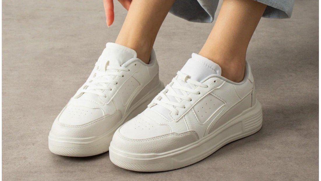Beyaz yüksek taban Kadın Spor Ayakkabı - Görsel 2