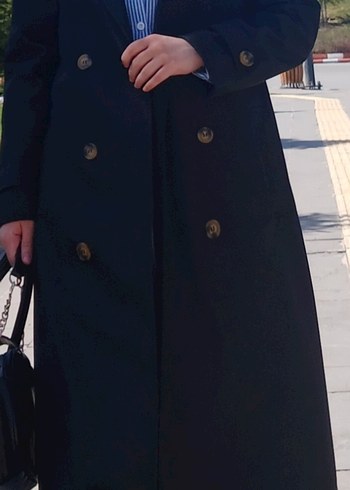 Kemerli Siyah Kadın Trençkot - Görsel 2