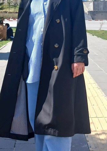 Kemerli Siyah Kadın Trençkot - Görsel 3