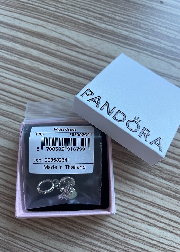 Ateşböceği Sallantılı Charm - Görsel 3