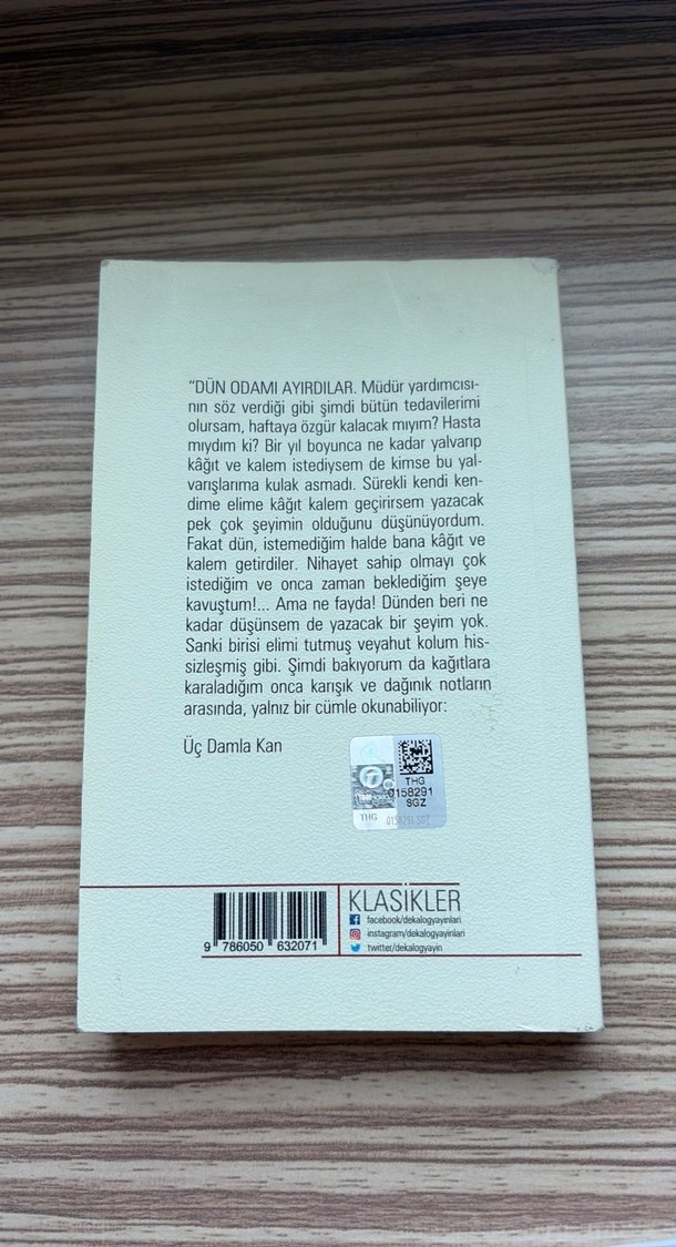 Üç Damla Kan - Sadık Hidayet - Görsel 2