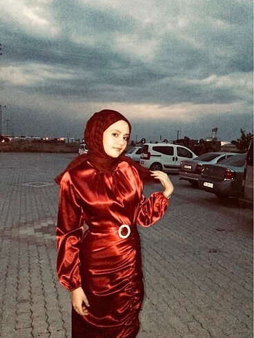 Kırmızı abiye