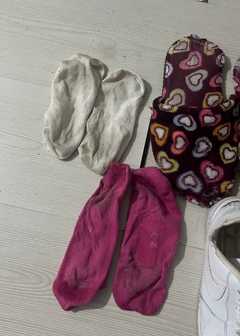 Diğer Krem Renkli Tokalı Süet bayan terlıgı