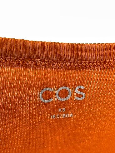 xs Beden turuncu Renk Cos T-shirt %70 İndirimli.