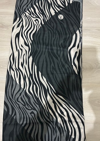 Desenli şal - Görsel 3