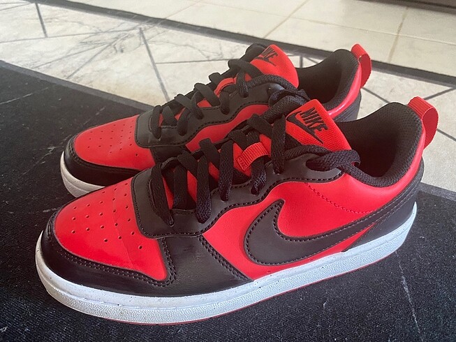 Nike nike court