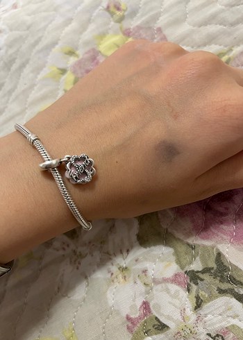 Beden Pandora CHARM