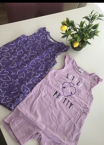 LC Waikiki #Bebek #takımları #LCW nin ürünüdür. Farklı ay aralıkları.