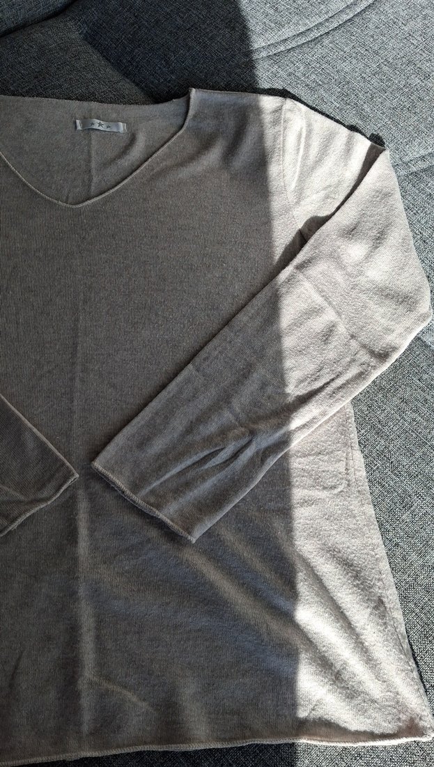 Bej V Yaka Uzun Kollu Kadın Triko - Görsel 3