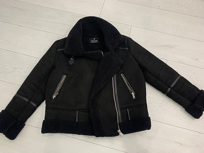 Stradivarius kürklü ceket