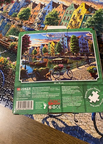 Renkli Şehir Manzaralı Puzzle - Görsel 2