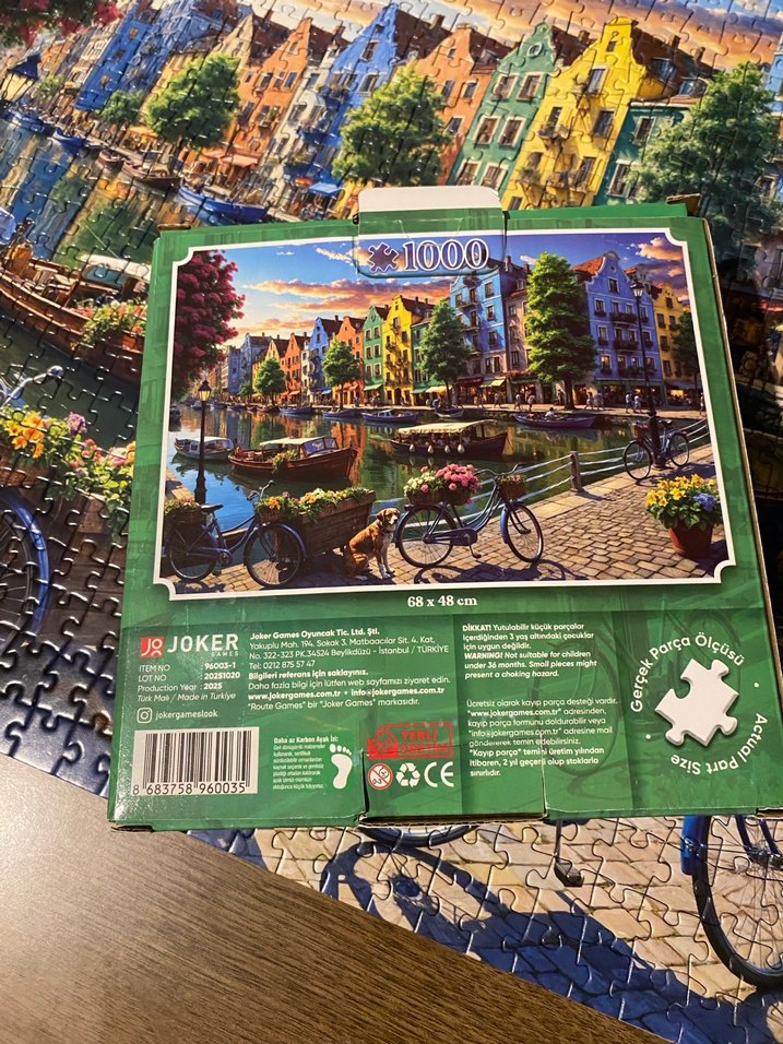 Renkli Şehir Manzaralı Puzzle - Görsel 2