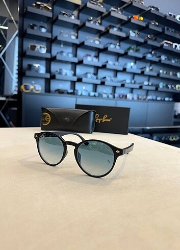 Ray ban güneş gözlüğü 