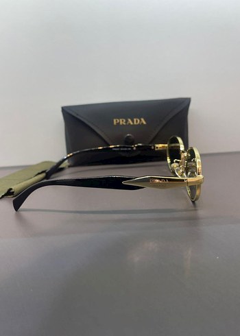 Beden yeşil Renk Prada Parlak Altın Kadın Gözlüğü