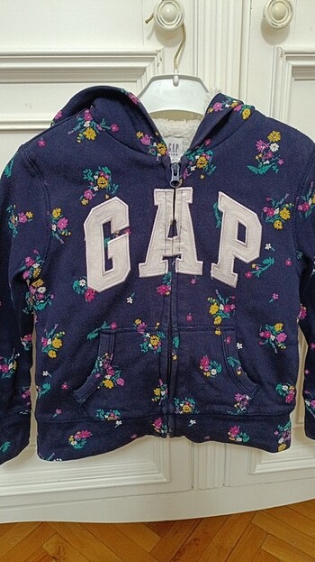GAP sweatshirt s beden 