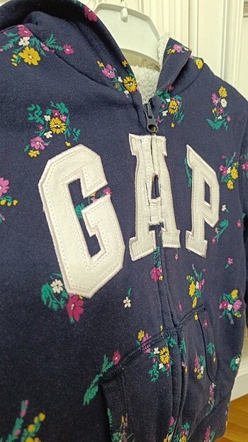 6 Yaş Beden lacivert Renk GAP sweatshirt s beden 
