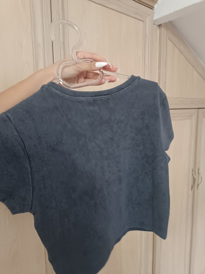 Gri Kısa Kollu crop - Görsel 3