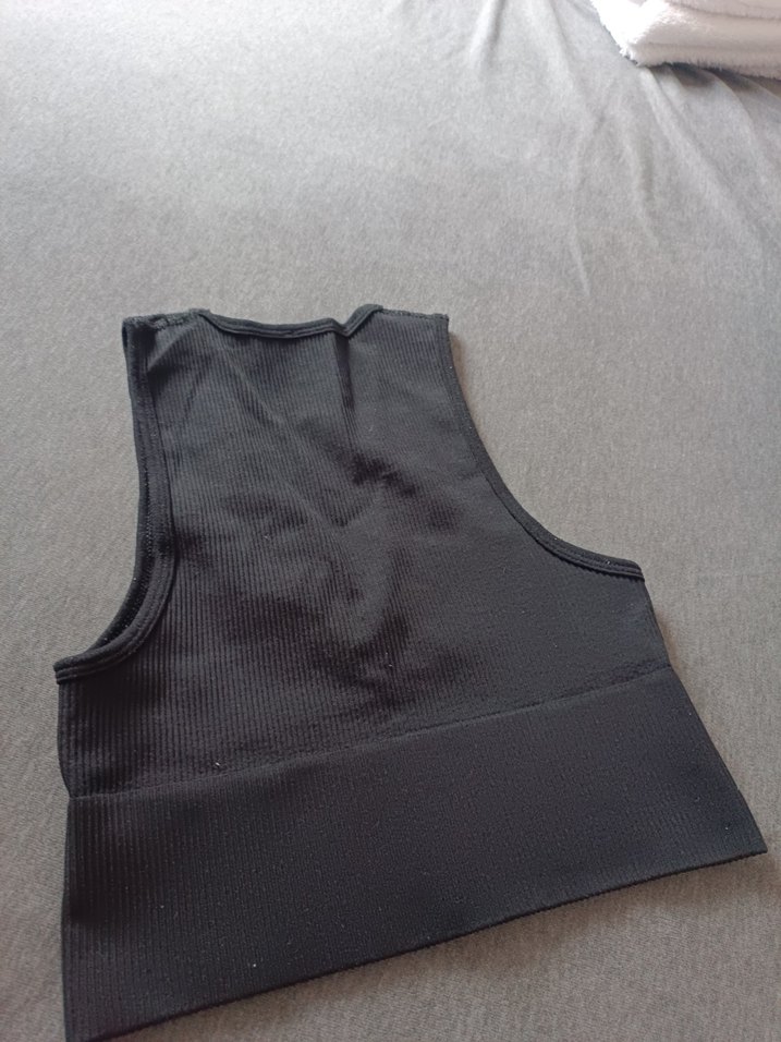 Siyah V Yaka Kolsuz Fit Atlet - Görsel 4