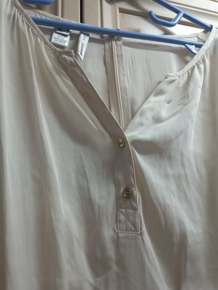 Beyaz V Yaka Düğmeli elbise - Görsel 3