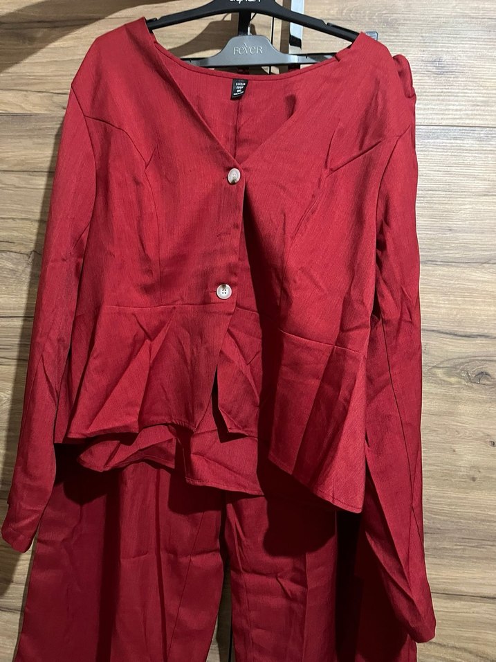 Kırmızı Kadın Uzun Takım Elbise - Görsel 2