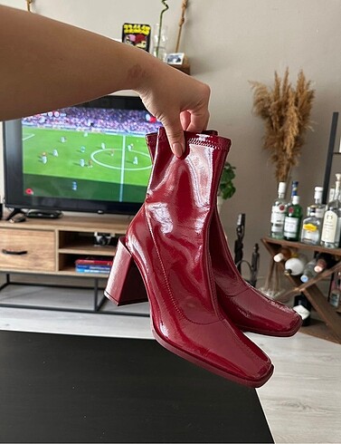 37 Beden bordo Renk Stradivarius Cherry Bot