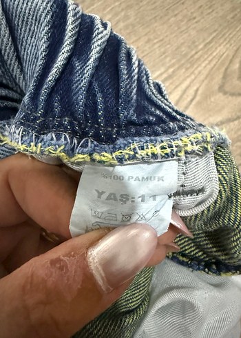 Diğer Nakışlı, kemerli, bol kesim kadın kot pantolon