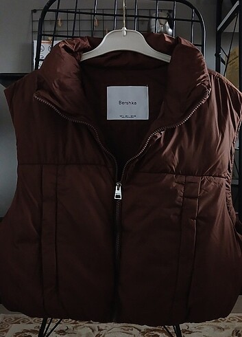 Bershka Şişme yelek