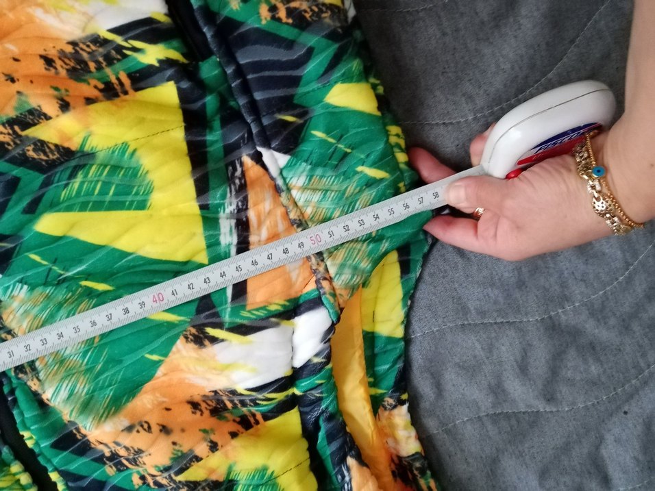 Ünisex üründür.. Kapüşonlu Renkli Fermuarlı Yelek - Görsel 3