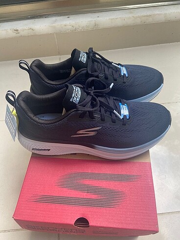 39 Beden SKECHERS KADIN SPOR AYAKKABI