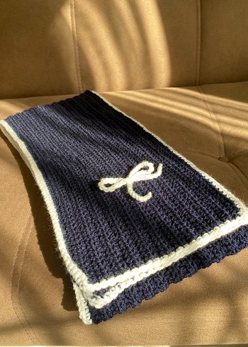 Lacivert Fiyonk Detaylı Atkı - Görsel 2