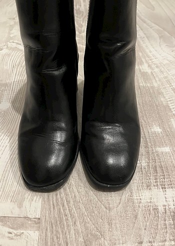 Bershka Kadın Siyah Deri Topuklu Bot - Görsel 8