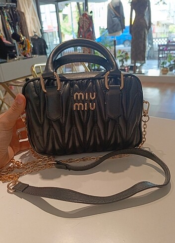  Beden Miu miu çanta