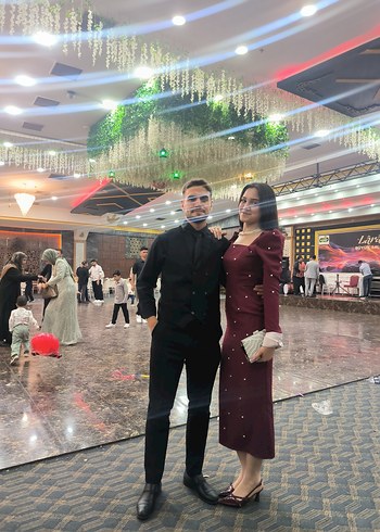 Zara Uzun Bordo İşlemeli İncili Elbise