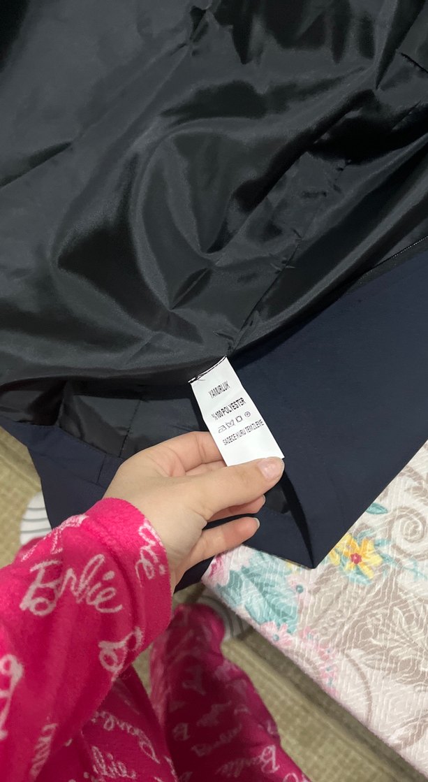 Kadın yağmurluk 38-40 beden - Görsel 2