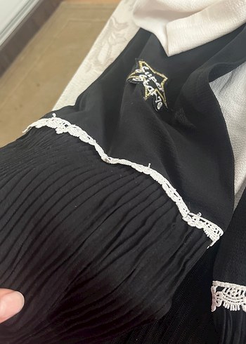 Siyah Nakışlı Uzun Kollu Kız Bluzu - Görsel 5