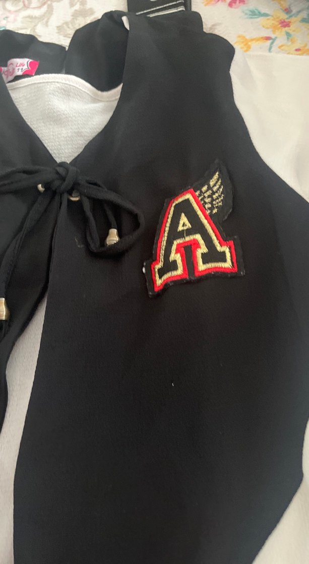 Siyah Nakışlı Uzun Kollu Kız Bluzu - Görsel 3