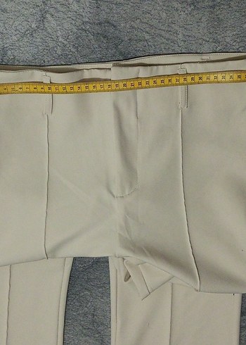 Bershka Kadın Bej Pilili  Kumaş Pantolon - Görsel 5