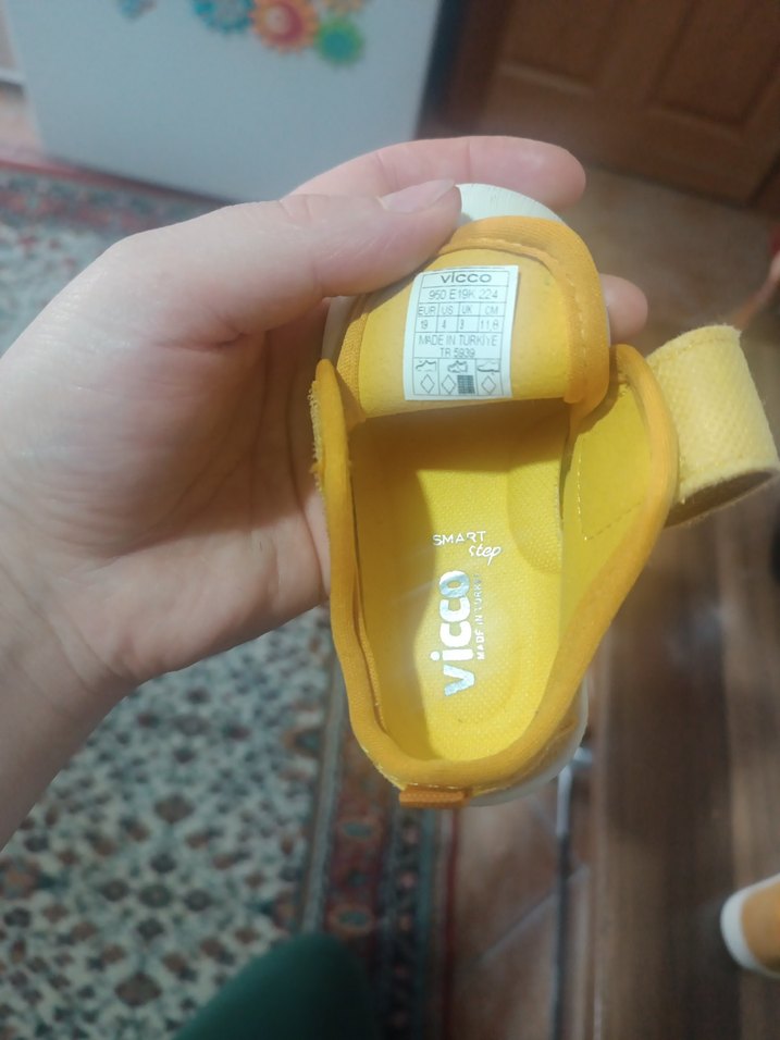 Sarı Bebek İlk Adım Ayakkabısı - Görsel 3