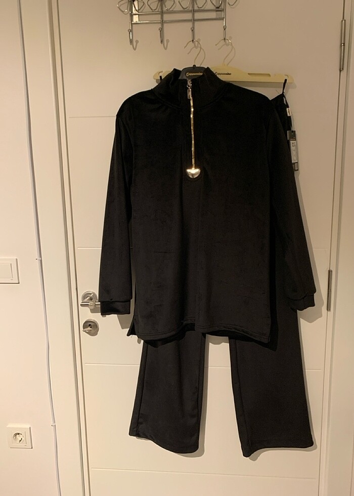 Kadife takım - Görsel 2