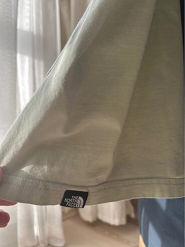 s/m Beden yeşil Renk North face tişört