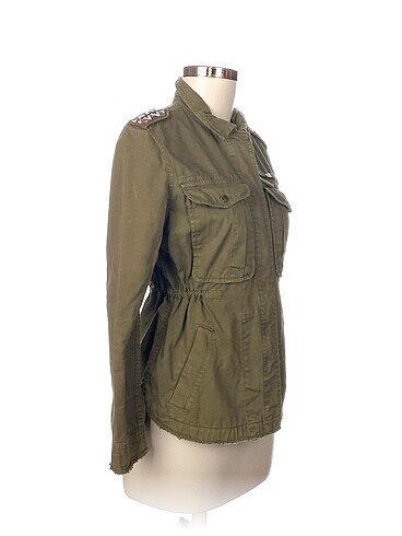 Bershka Bershka Trenchcoat %70 İndirimli.
