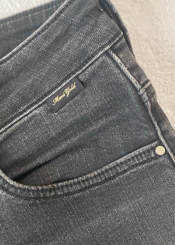 Taşlanmış Siyah Dar Kesim Kadın Kot Pantolon - Görsel 4