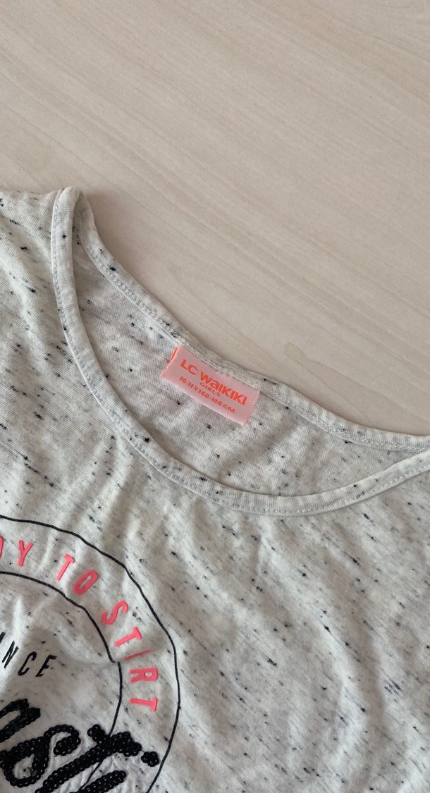 Gri Baskılı Çocuk Spor Tişörtü - Görsel 2