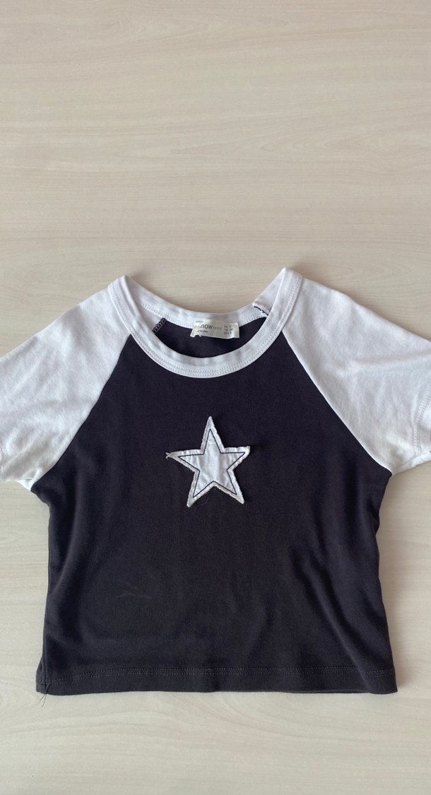 Beyaz Siyah Yıldız Baskılı Basic Crop - Görsel 2