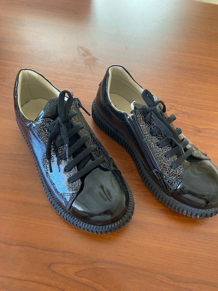 Çocuk Tabanlı Şık Spor Ayakkabısı - Görsel 2