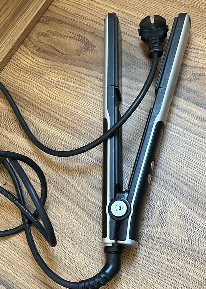 Rowenta Saç Düzleştiricisi - Görsel 2