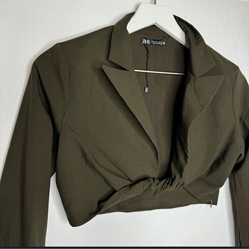Zara Cropped Blazer