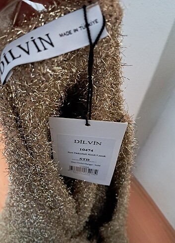 Dilvin Dilvin simli üst