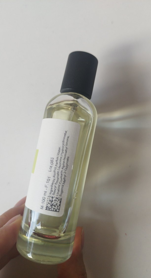 MAD Erkek Parfümü F101 1 yıl dinlendirilmiş - Görsel 2