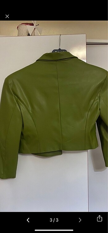 m Beden Crop Deri Blazer